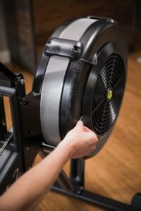 Concept2 RowErg Modell D mit Standardbeinen, Luftwiderstand, Rudergerät, Schwarz – Bild 6
